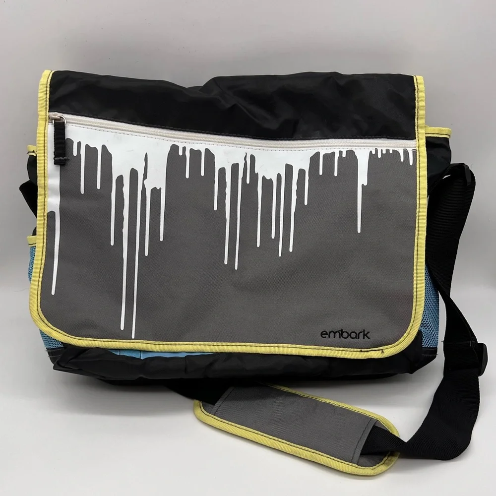 Embark Messenger Laptop Messenger Bag Dripping Paint Pattern